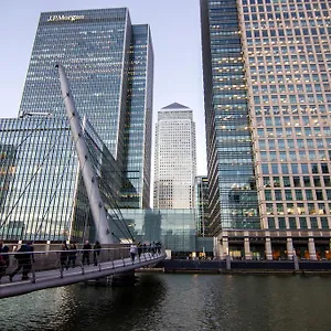 Canary Wharf - Corporate River View شقة